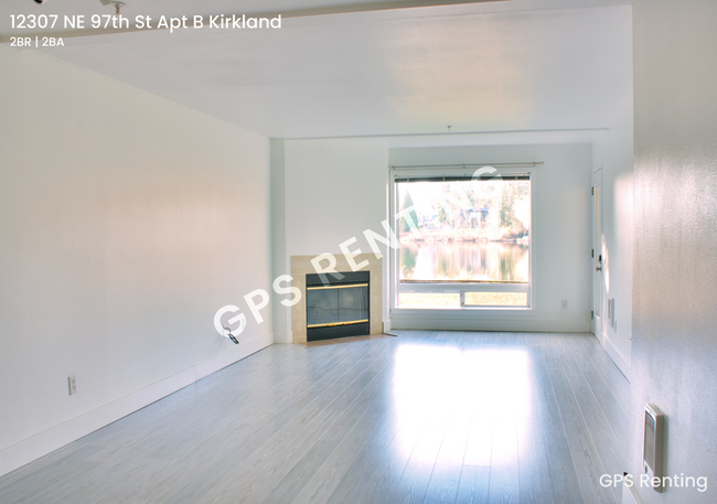 Building Photo - Two Bedroom Kirkland Condo!