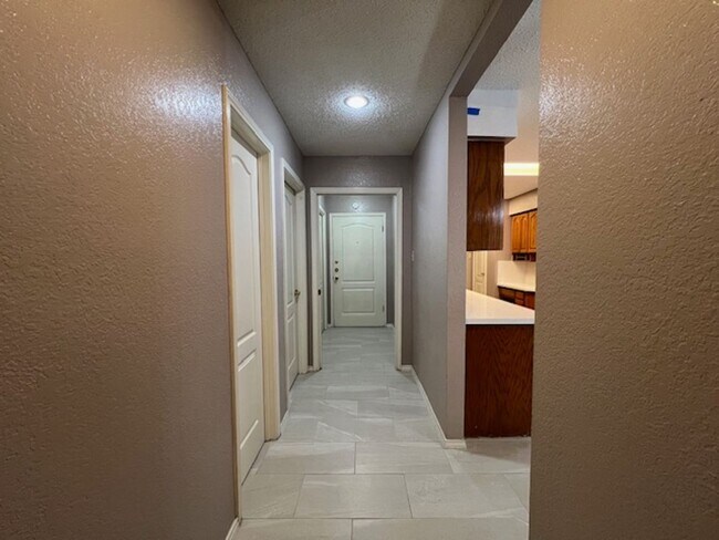 Building Photo - Winfield Subdivision