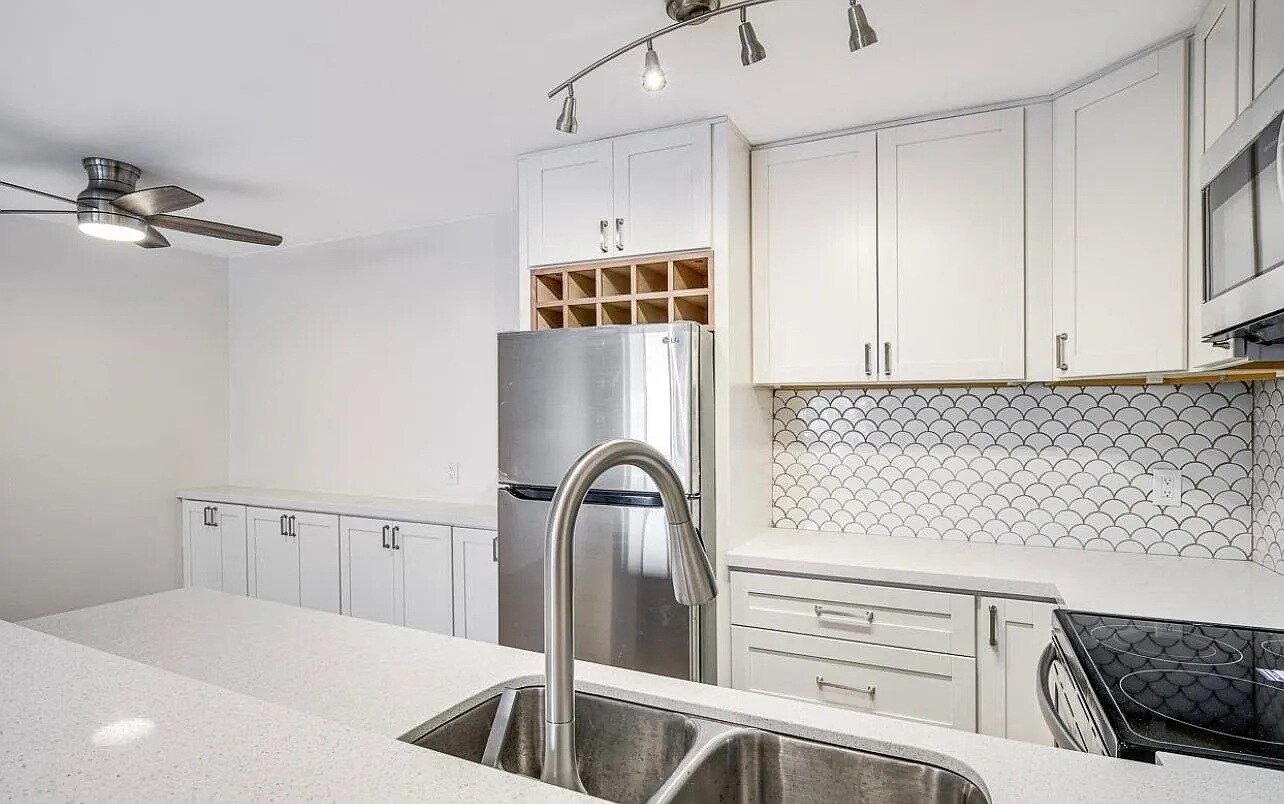 Building Photo - 4600 Lamont St