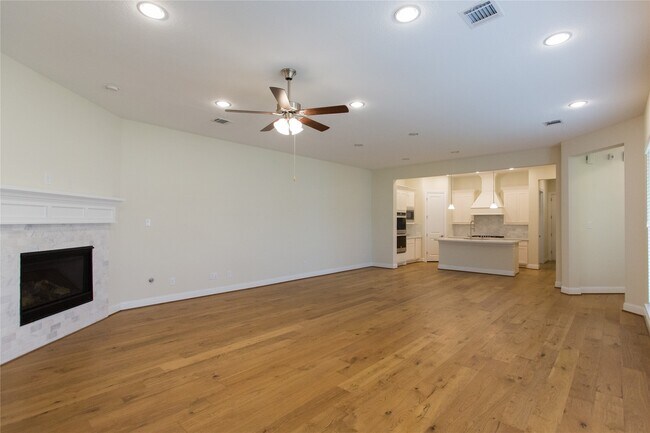 Building Photo - 7402 Kearney Hill Ln