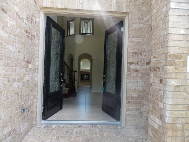 Building Photo - 16531 Ruby Meadow Dr