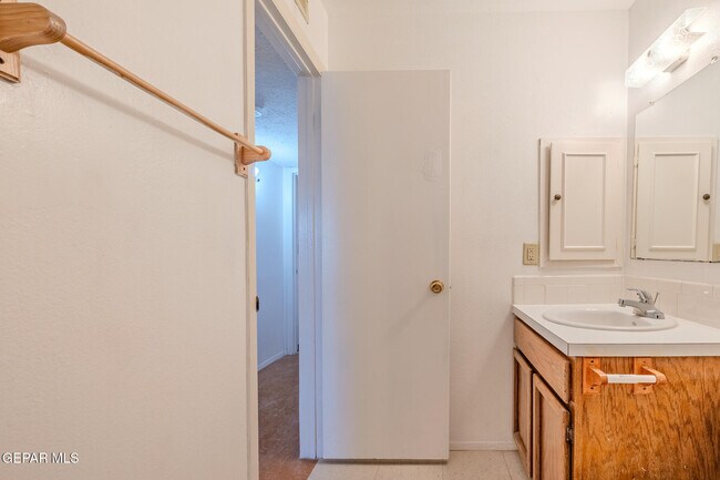 Building Photo - 10724 Onyxstone St