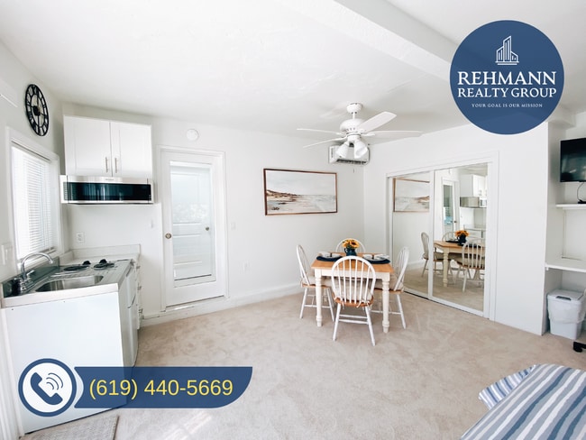 Building Photo - 2404 Chatsworth Blvd