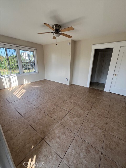 Building Photo - 1355 W 49th St