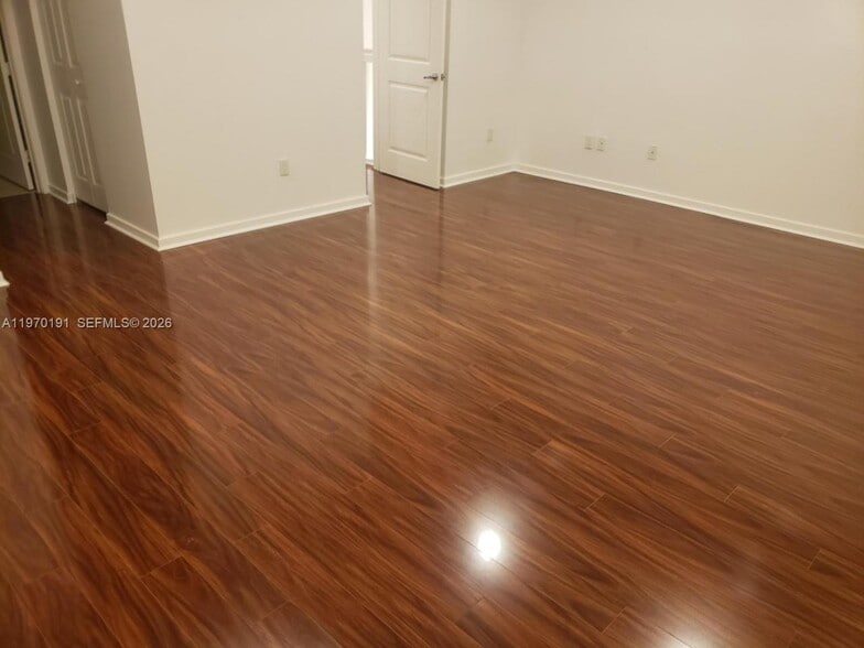 Building Photo - 2574 SW 81st Ter