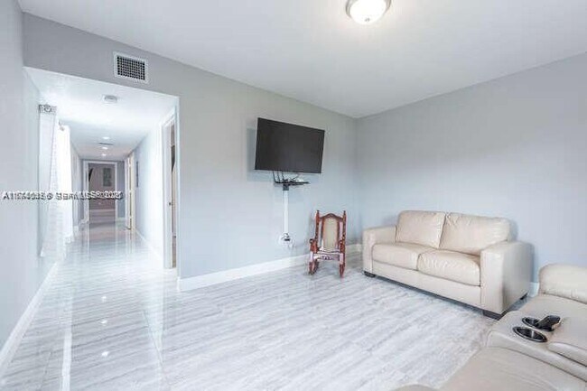 Building Photo - 25040 SW 222nd Ave