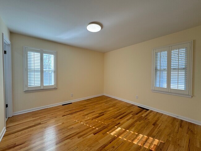 Building Photo - 2908 Cheyenne Cir