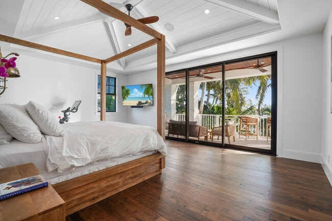 Building Photo - 19471 Harbor Rd S