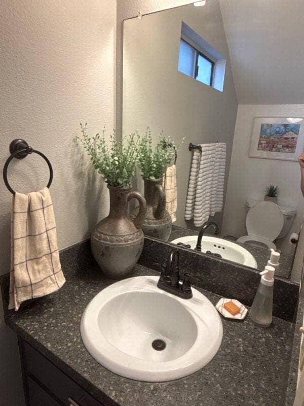 Building Photo - 1847 Thomas Ave