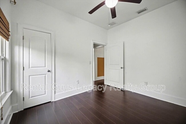 Building Photo - 2650 Green St