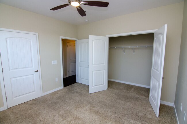 Building Photo - 1118 Litton Ave