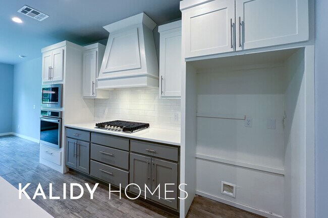 Building Photo - 17857 Salem Rd