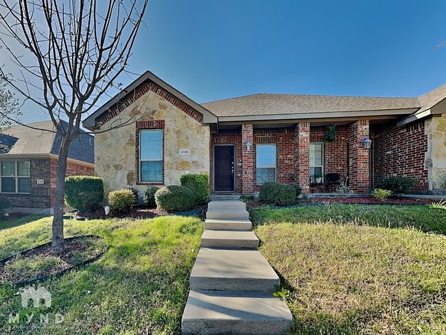 Building Photo - 2103 Colby Ln