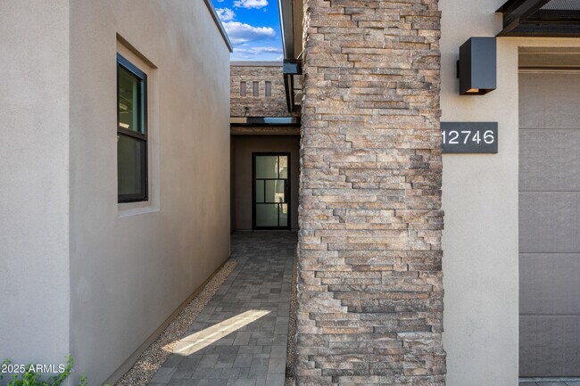 Building Photo - 12746 E Casitas Del Rio Dr