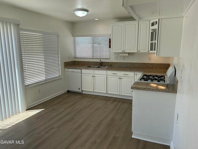 Building Photo - 42951 Alexo Dr