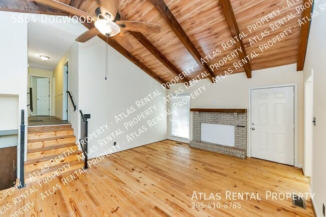 Building Photo - 5854 Dogwood Cir