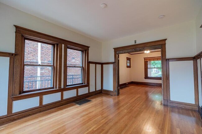 Building Photo - 1207 Clayton St