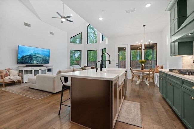 Building Photo - 8207 Boundary Waters Dr