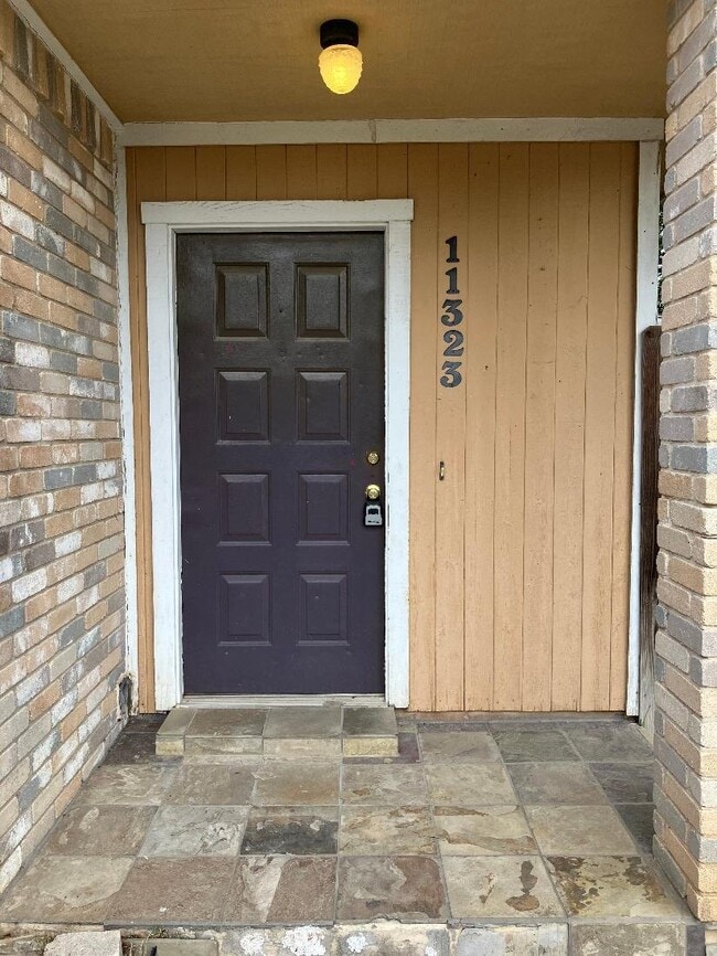 Building Photo - 11323 Jarbo Pass Dr