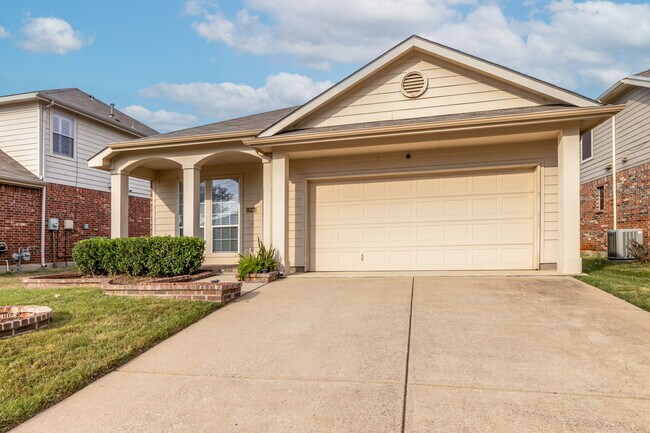 Building Photo - 12044 Ringtail Dr