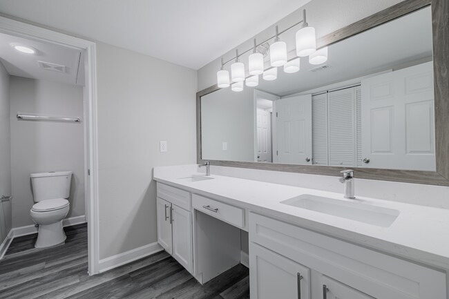 Building Photo - Now Leasing – Exceptional Living Awaits