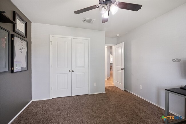 Building Photo - 5541 Perdita Dr