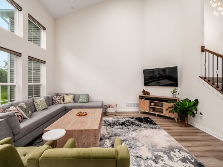 Building Photo - 6863 Turnstone Lp