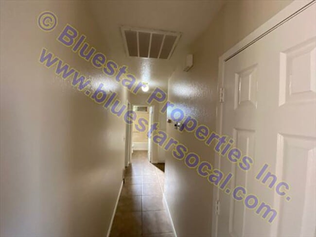 Building Photo - Just Listed in Apple Valley!!!