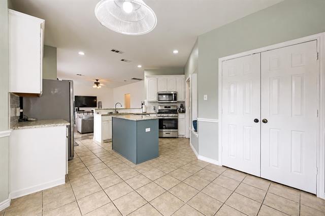 Building Photo - 5016 Coral Creek Dr