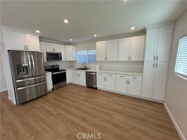 Building Photo - 1164 Raymond Ave