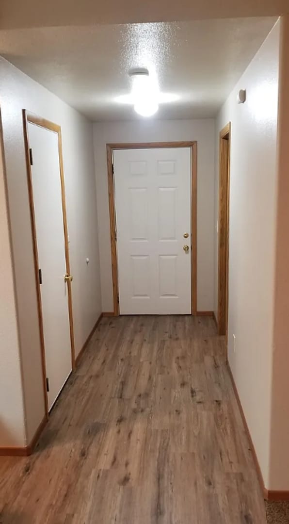 Building Photo - 3 Bed Home with Covered Patio & Fenced Yard!