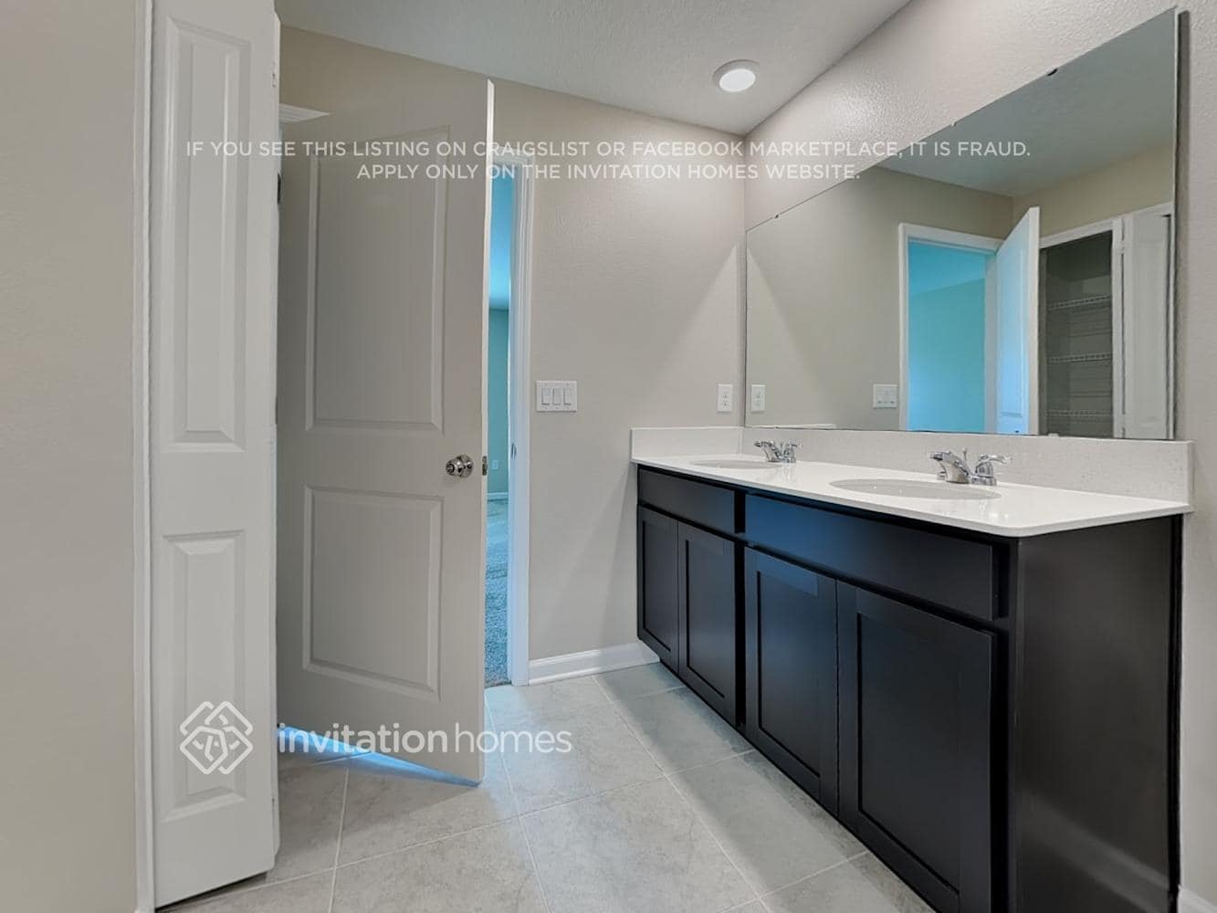 Building Photo - 4300 Holstein St