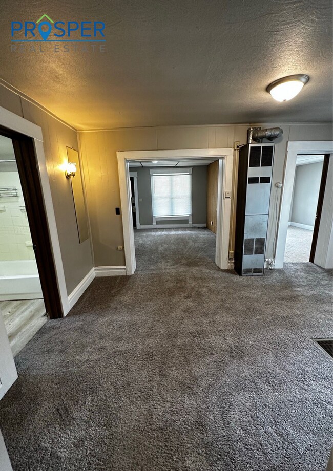 Building Photo - FA908X