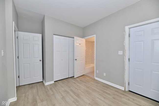 Building Photo - 1338 Barth Ave