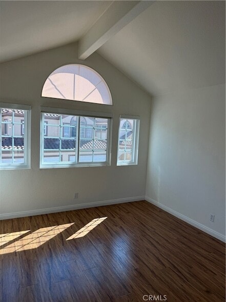 Building Photo - 31 Via Bacchus