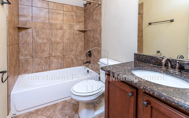 Building Photo - 5505 Riverstone Dr