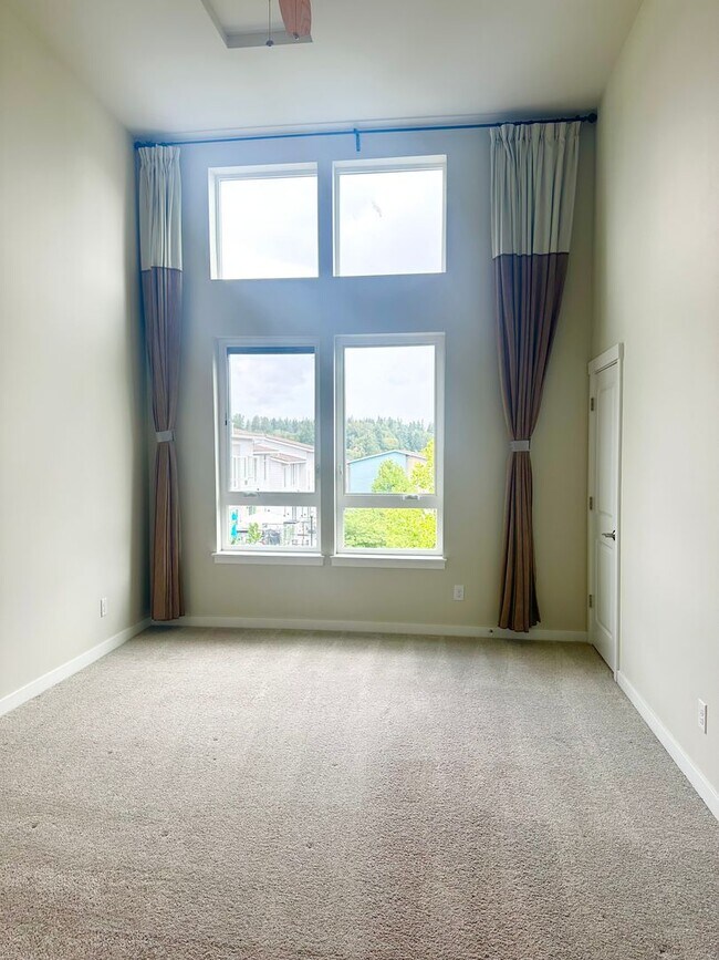 Building Photo - Modern 2-bed, 2-bath Townhome in Shoreline.