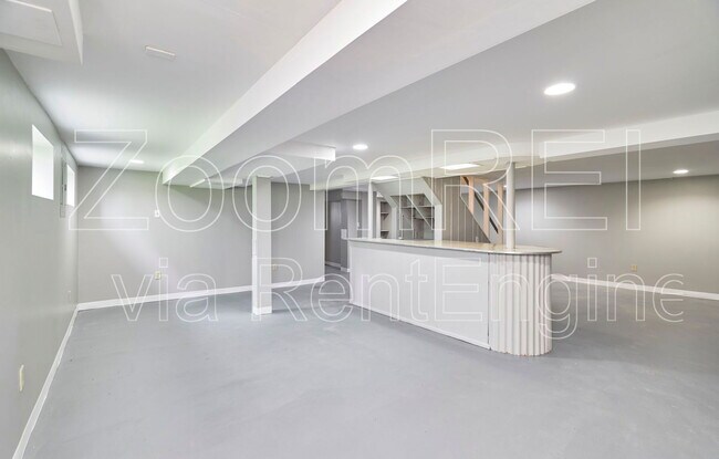 Building Photo - 2700 Steeplechase Ln