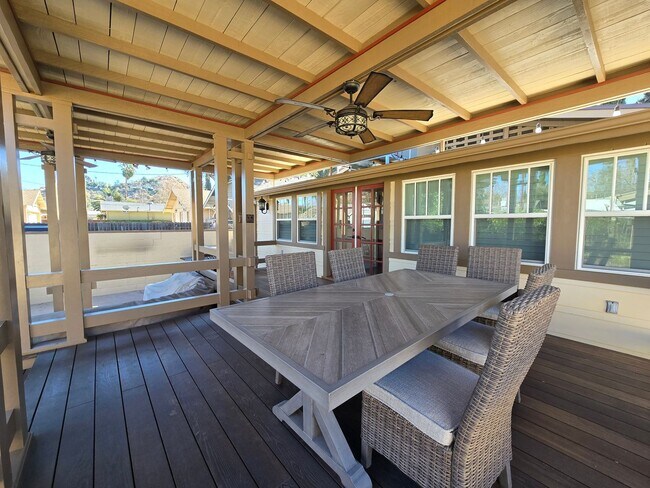 Building Photo - Updated Wood Streets home for Rent