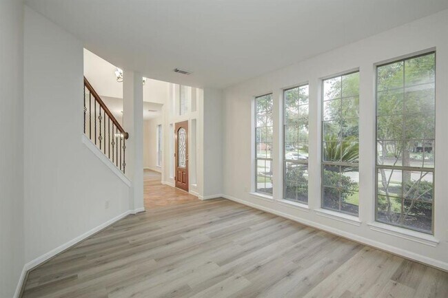 Building Photo - 26122 Salt Creek Ln