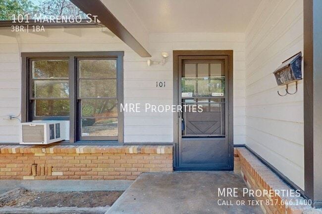 Building Photo - 101 Marengo St