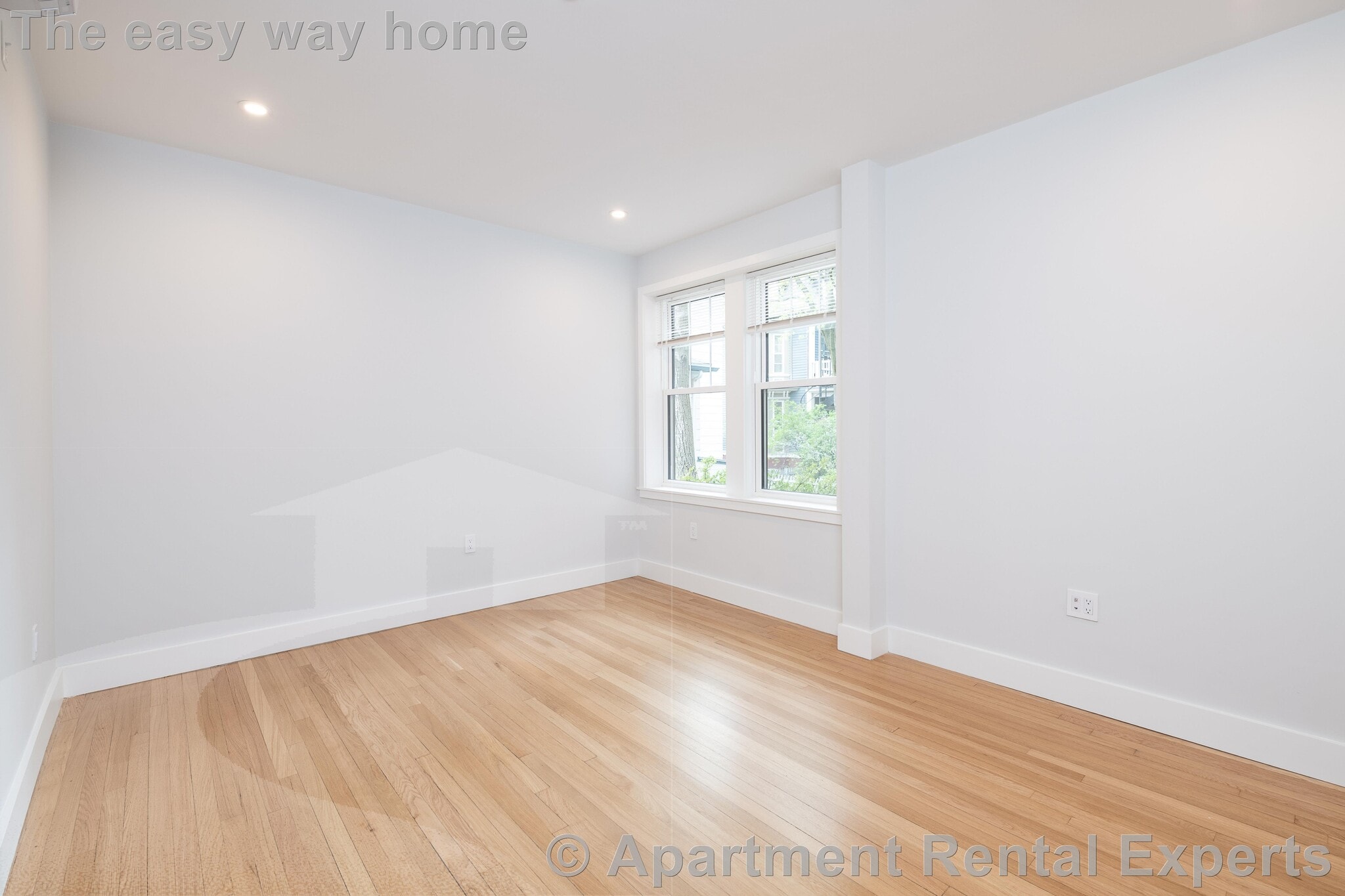Building Photo - 17 A Forest St