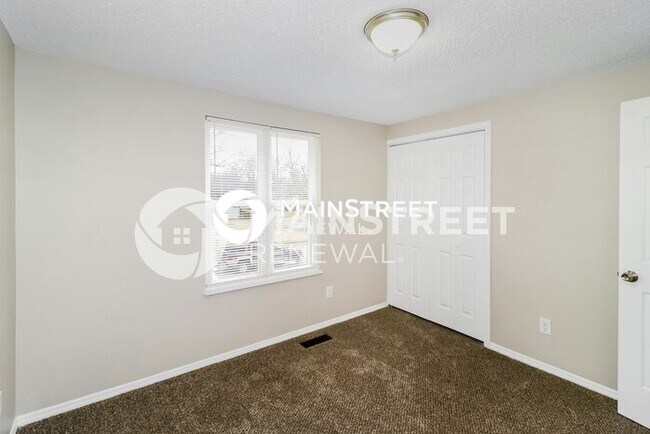 Building Photo - 3 Bedroom Pet-Friendly Home in Memphis, TN with Main Street Renewal