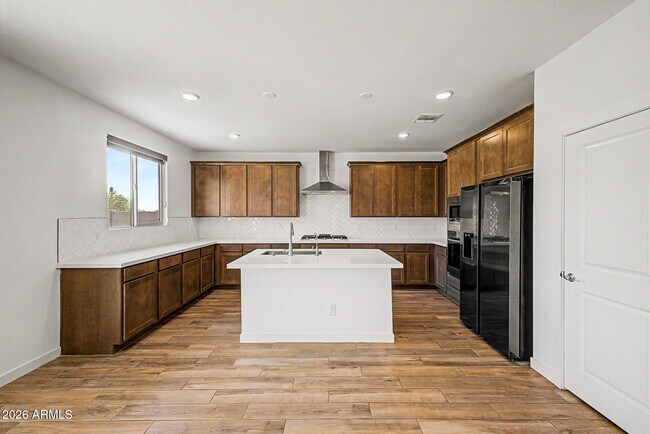 Building Photo - 17057 W Molly Ln