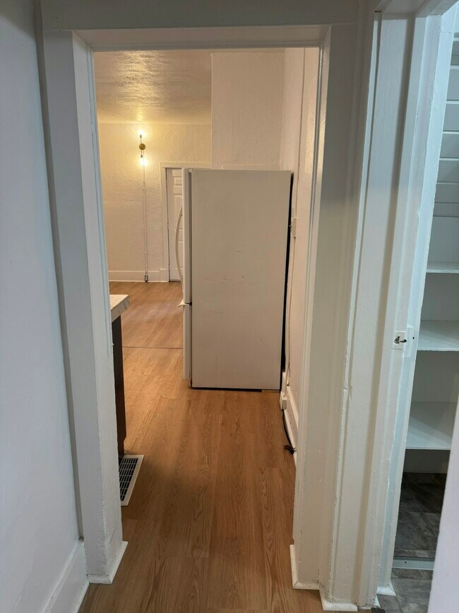 Building Photo - 2203 W Mallon Ave