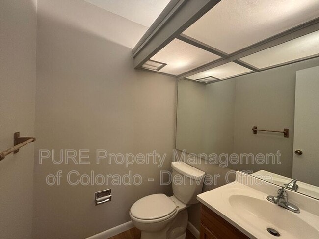 Building Photo - 1693 S Kline Way