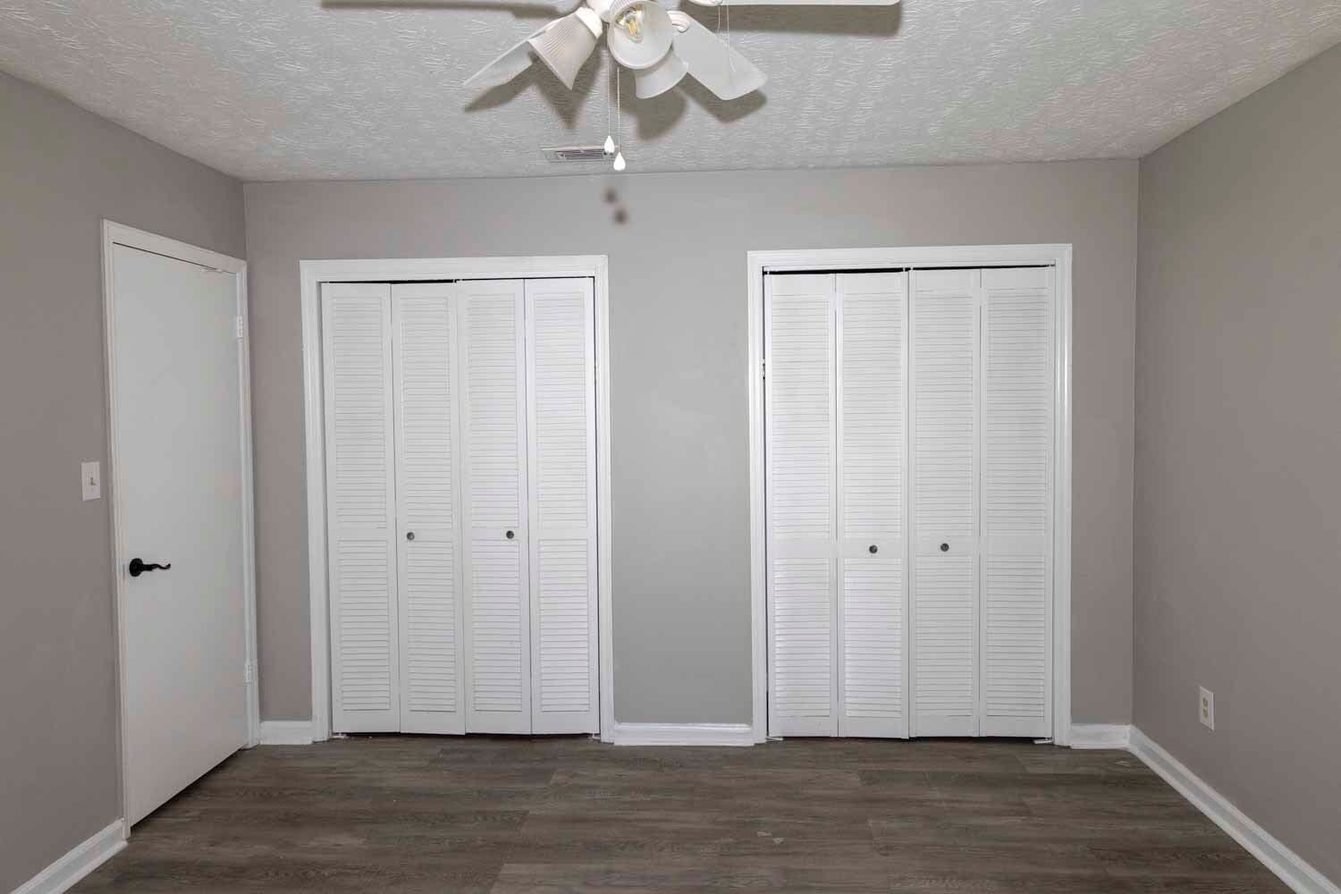 Bedroom 2 closets - 4801 Valley Dale Dr SW