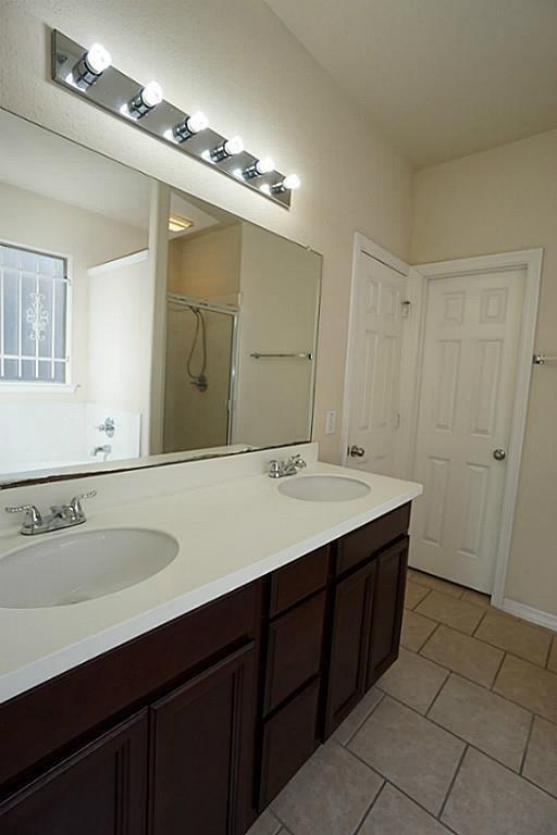 Building Photo - 4022 Regal Stone Ln