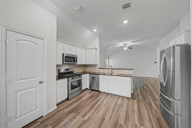 Building Photo - 3715 Singing Flower Ln