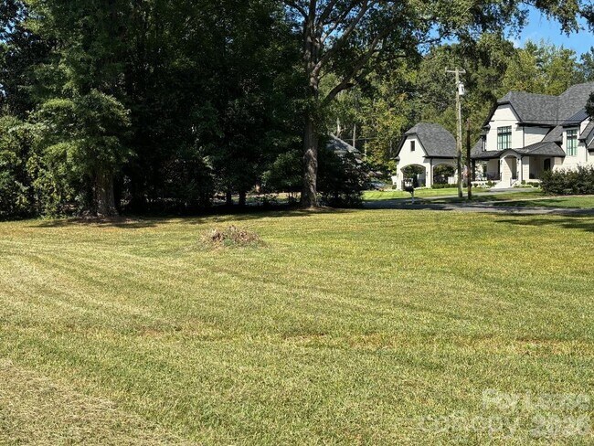 Building Photo - 6038 Preston Ln